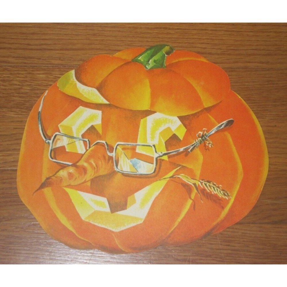 Vintage Dennison die cut Halloween Funky Pumpkin Square broken Glasses 60's NOS